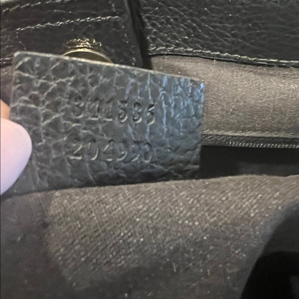 Gucci Black GG Guccissima Monogram Tote Bag - Picture 14 of 17